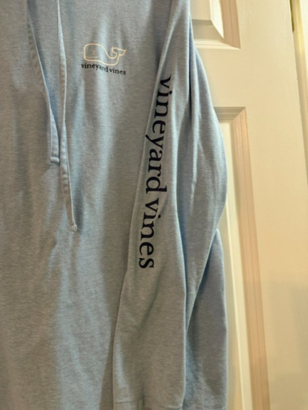 Vineyard Vines, ladies pullover hoodie tee, in light blue, size XL - Picture 3 of 5